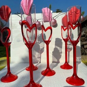 Valentine’s Day plasticware
